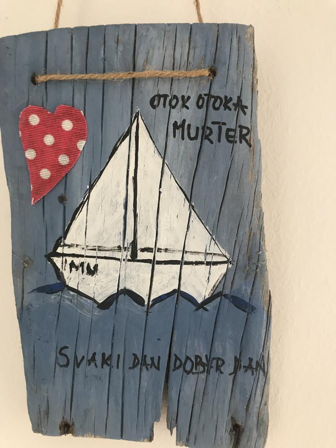 Guesthouse Davorka Bijelic Murter Eksteriør billede